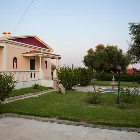 Moustakias Villa Willa