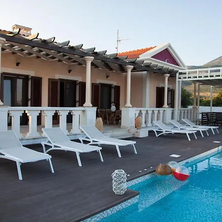 Moustakias Villa ヴィラ ケファロニア